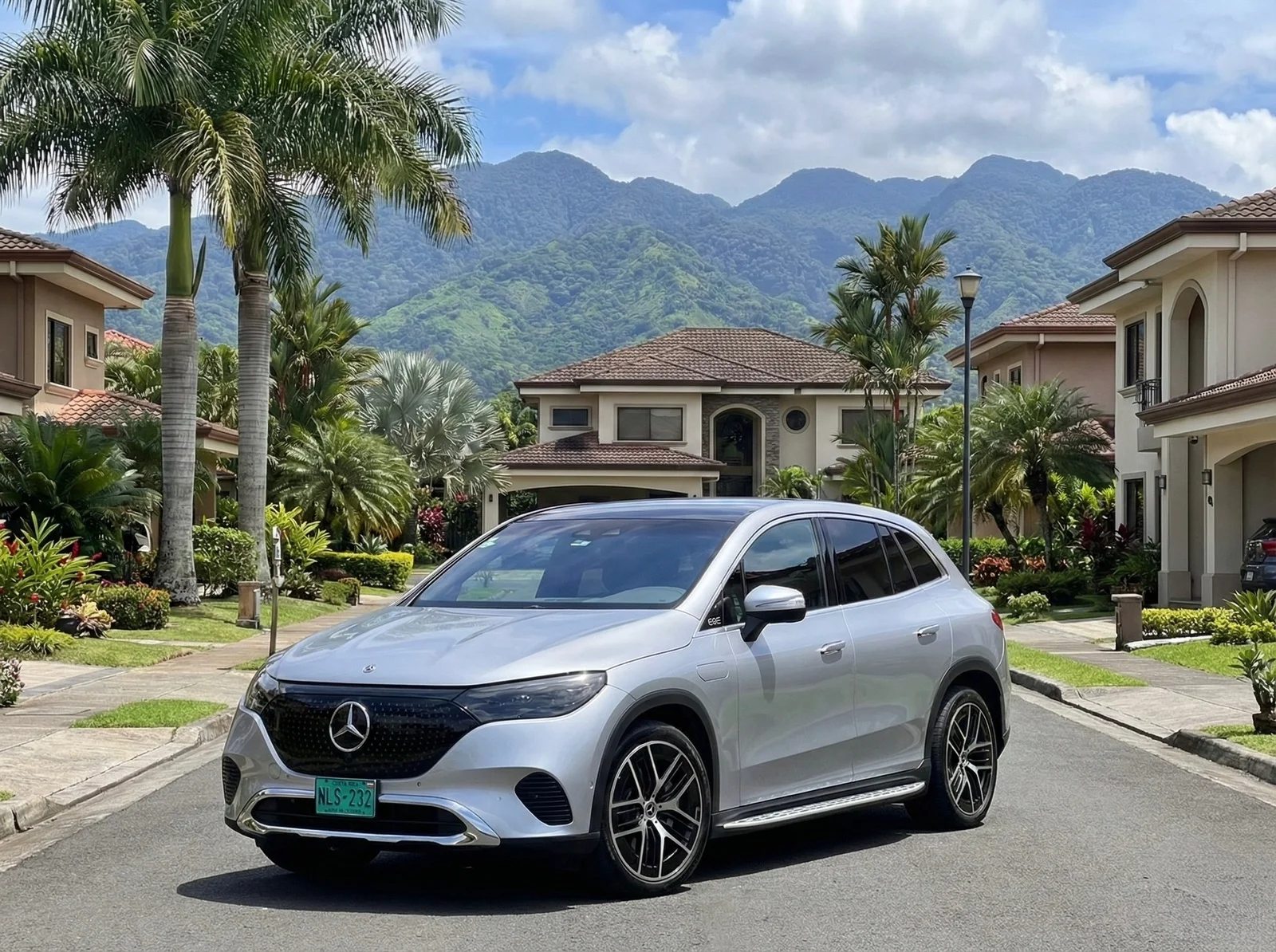 2023 Mercedes-Benz EQE SUV 350+