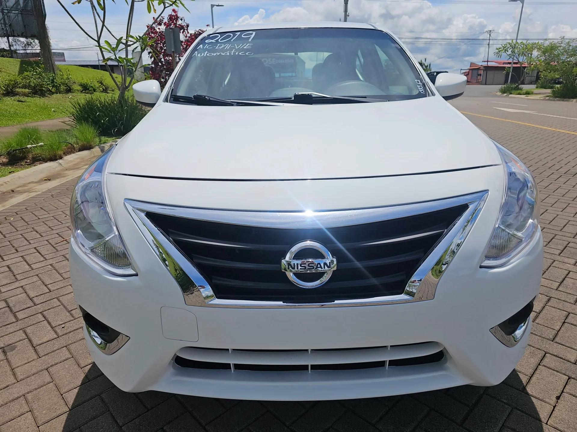 2019 Nissan Versa