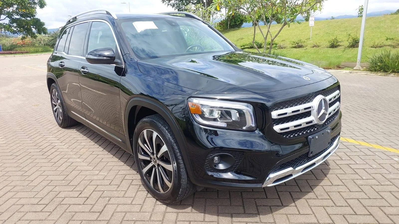 2022 Mercedes Benz GLB 250