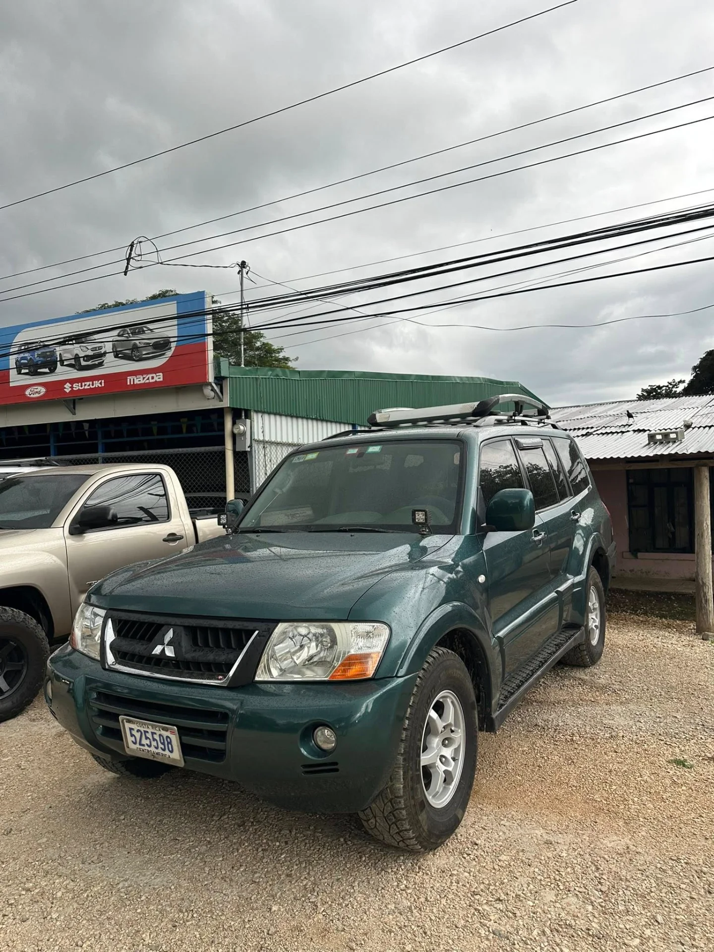 2004 Mitsubishi Montero