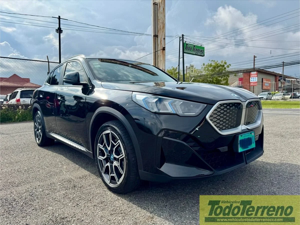 2024 BMW IX2 XDRIVE 30