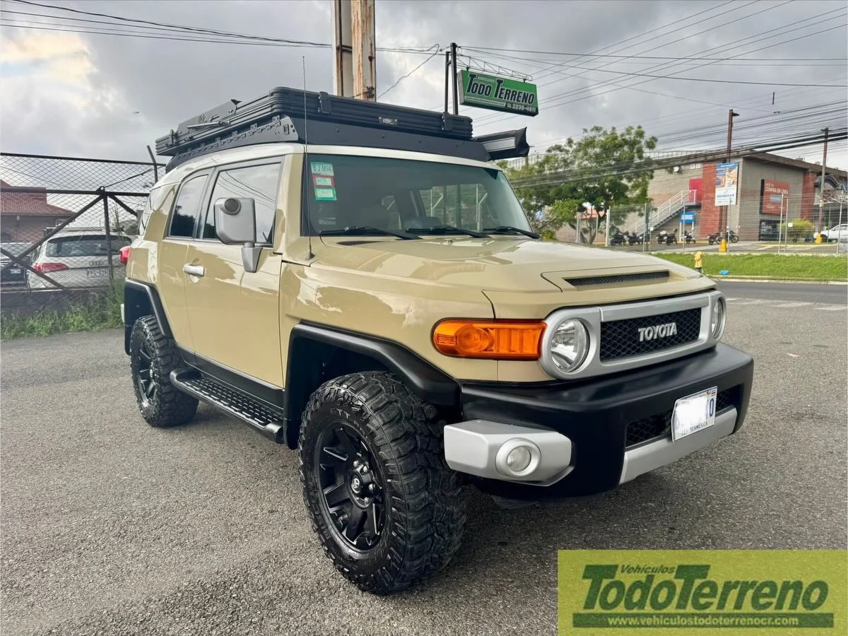 2016 Toyota FJ Cruiser