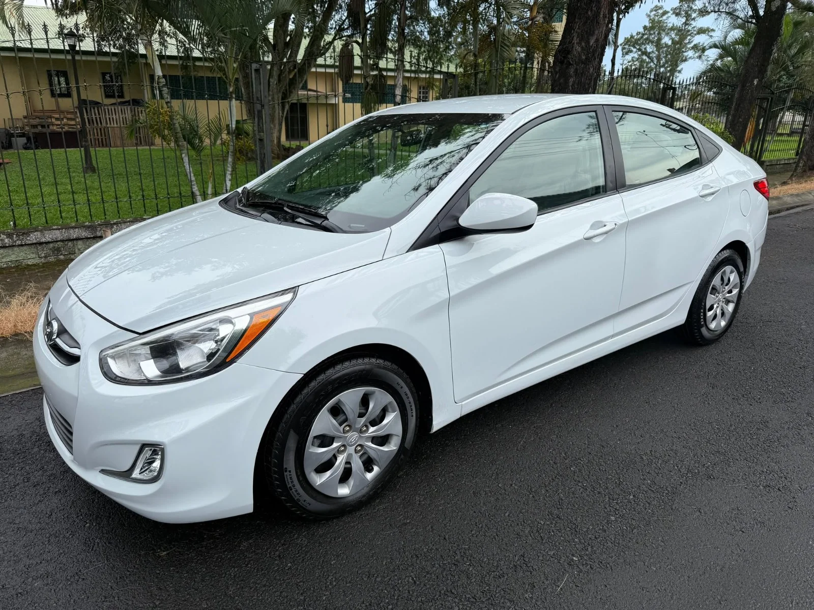2016 Hyundai Accent