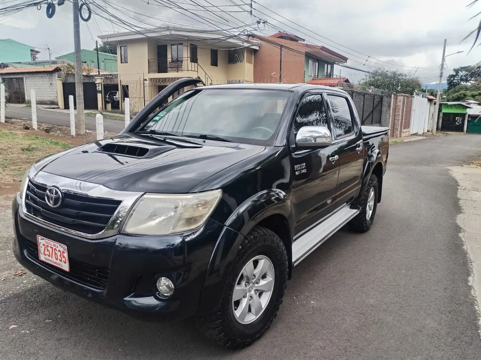 2012 Toyota Hilux SRV