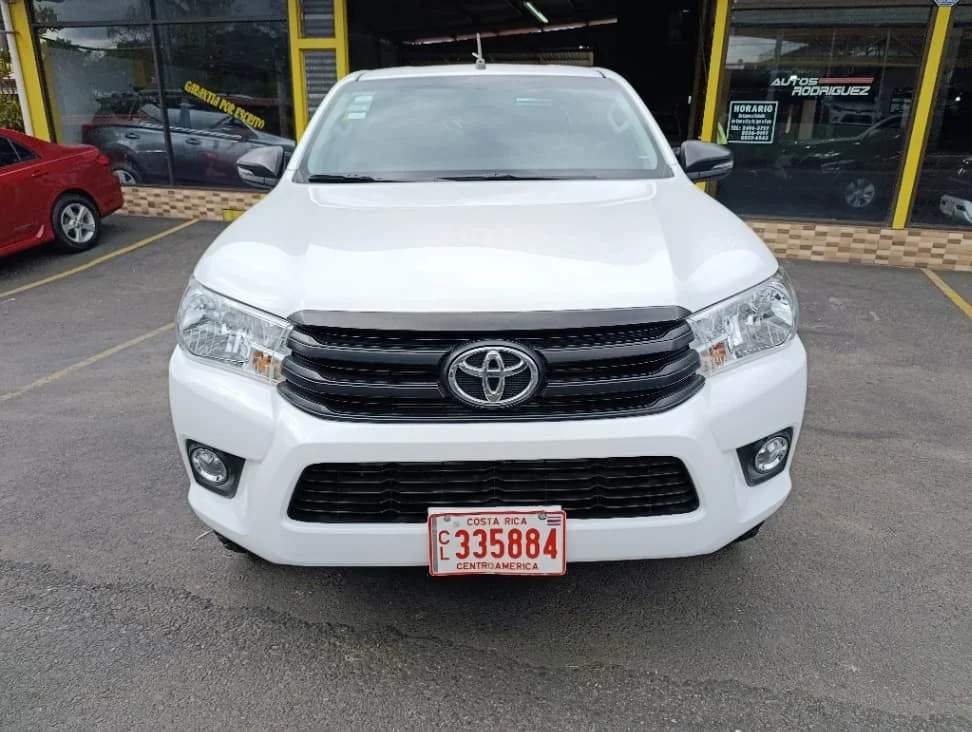2023 Toyota Hilux