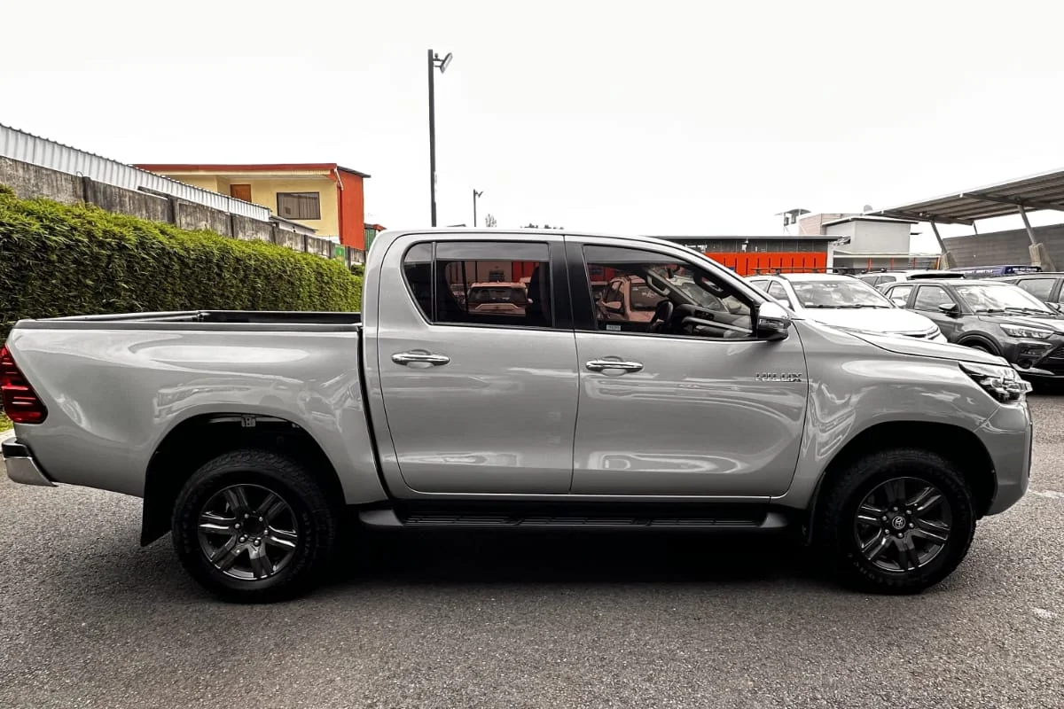 2024 Toyota Hilux