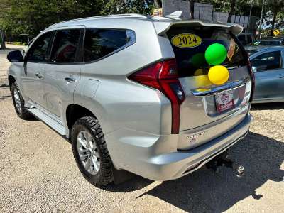 Mitsubishi Montero Sport - Image 3