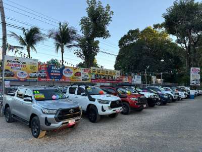 Toyota Hilux - Image 10