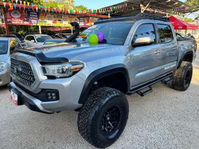 Toyota Tacoma - Image 1
