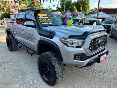 Toyota Tacoma - Image 4