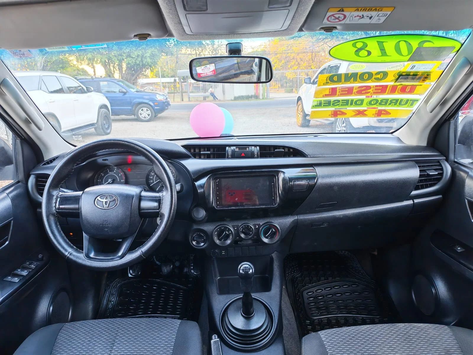 Toyota Hilux - Image 6