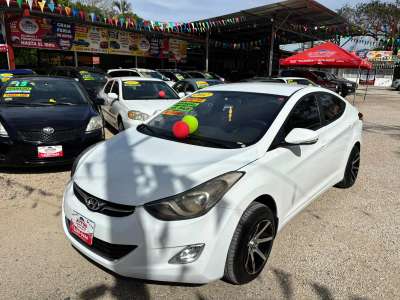 Hyundai Elantra - Image 1