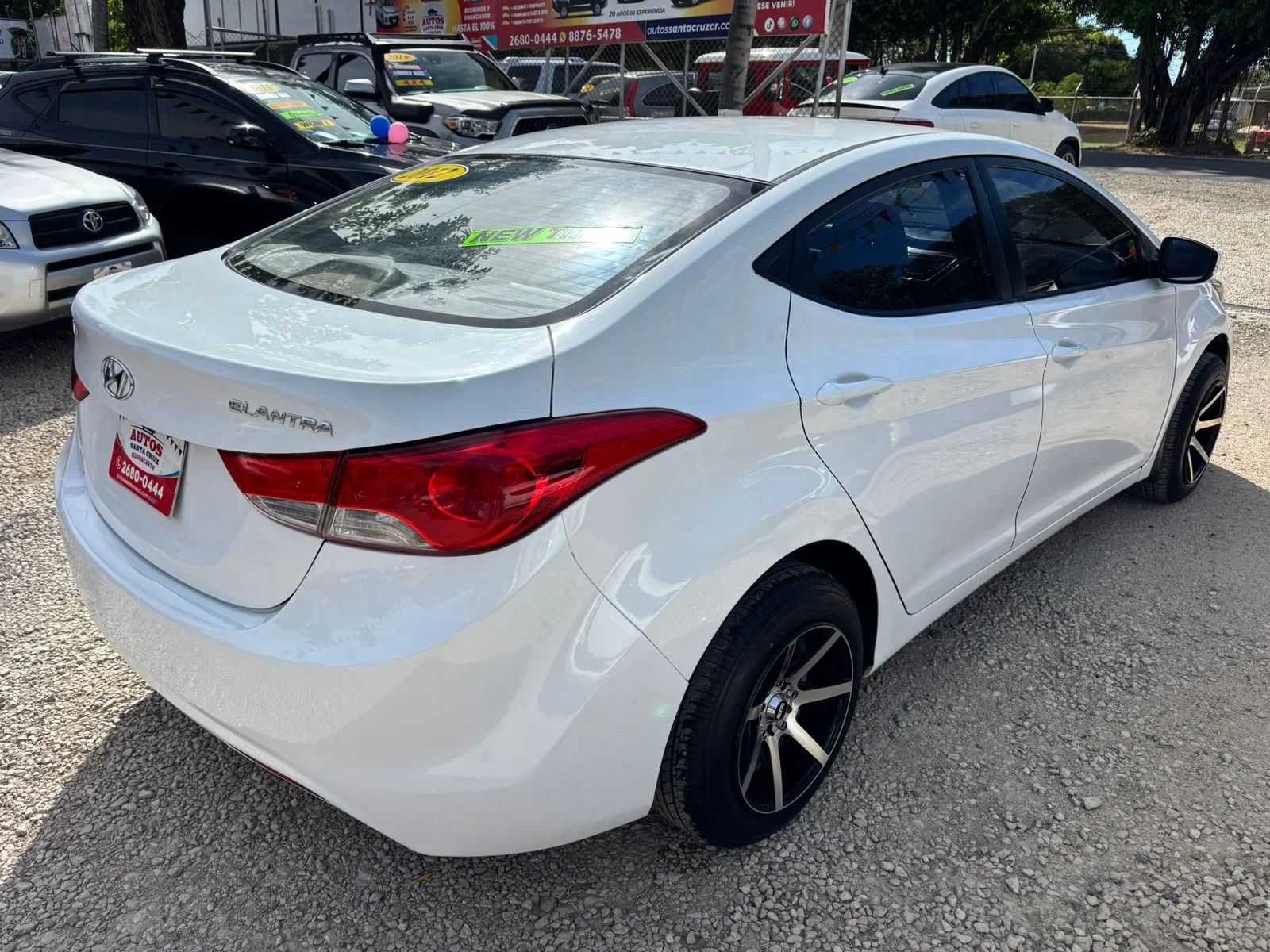 Hyundai Elantra - Image 2