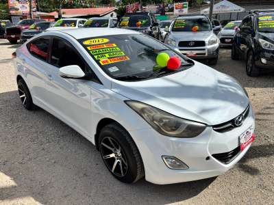 Hyundai Elantra - Image 4