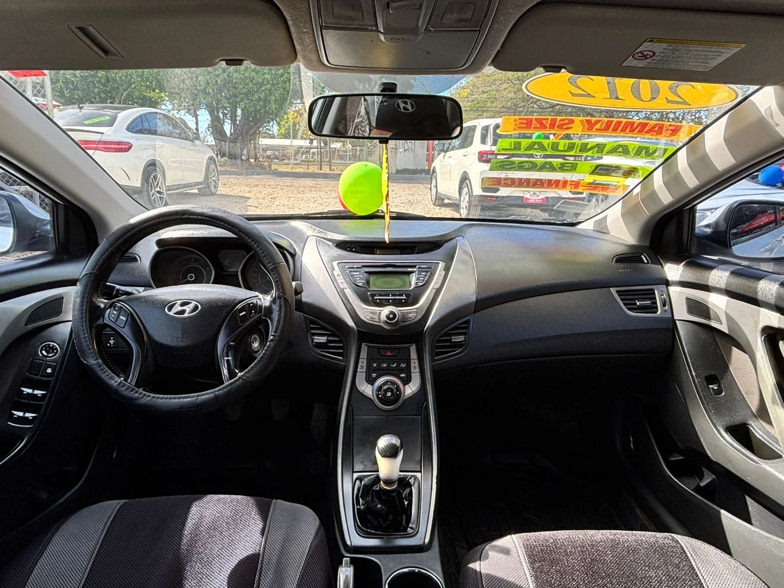 Hyundai Elantra - Image 6