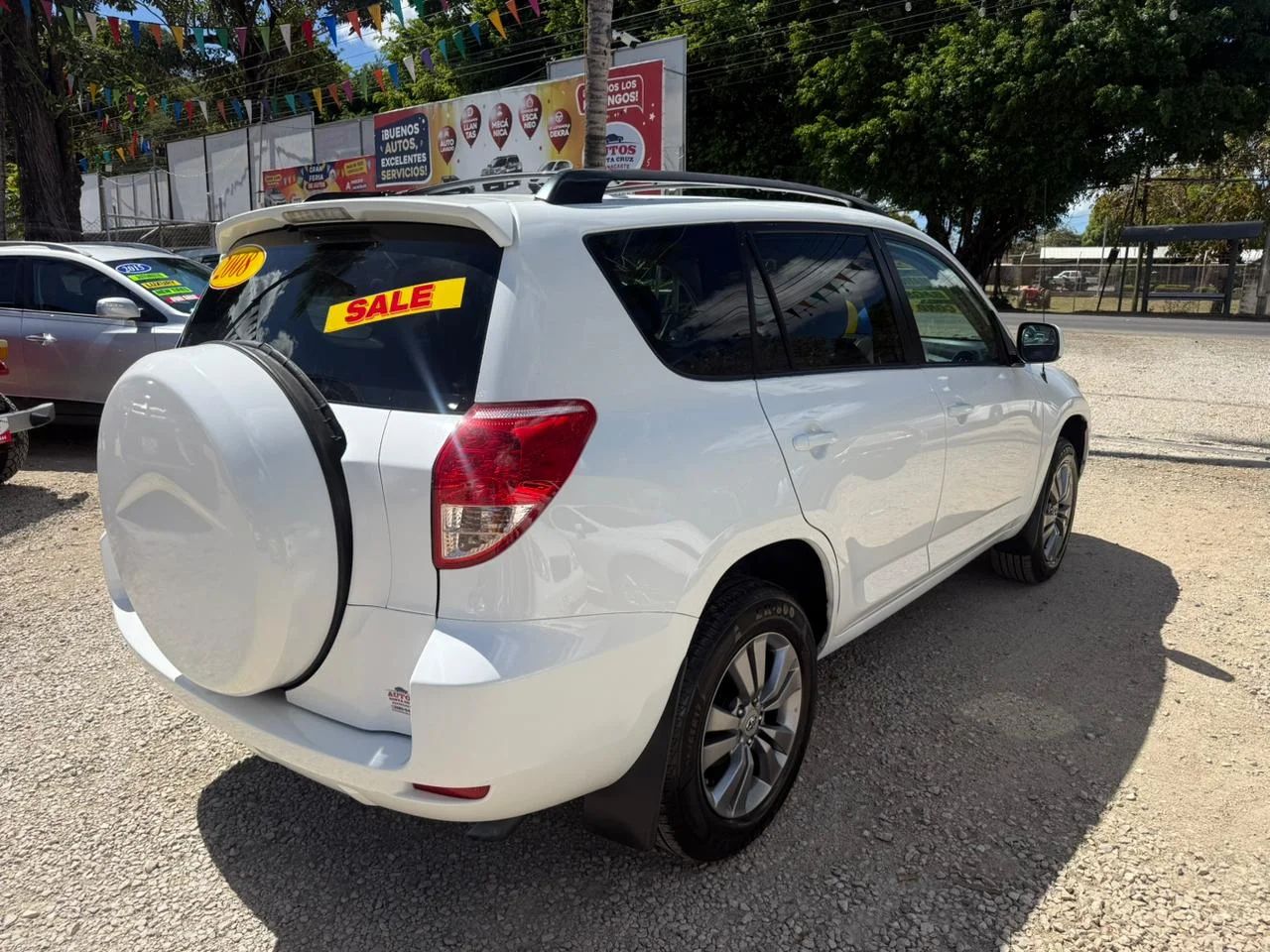 Toyota RAV4 - Image 2