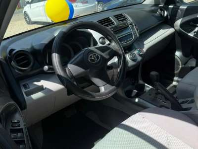 Toyota RAV4 - Image 5