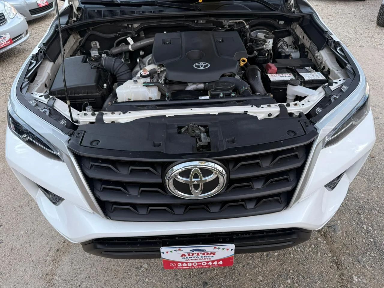 Toyota Fortuner - Image 9