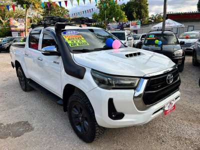 Toyota Hilux SRV - Image 4