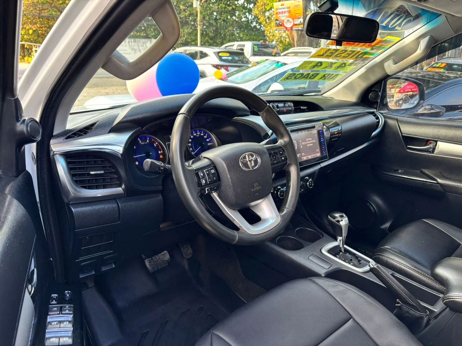 Toyota Hilux SRV - Image 5