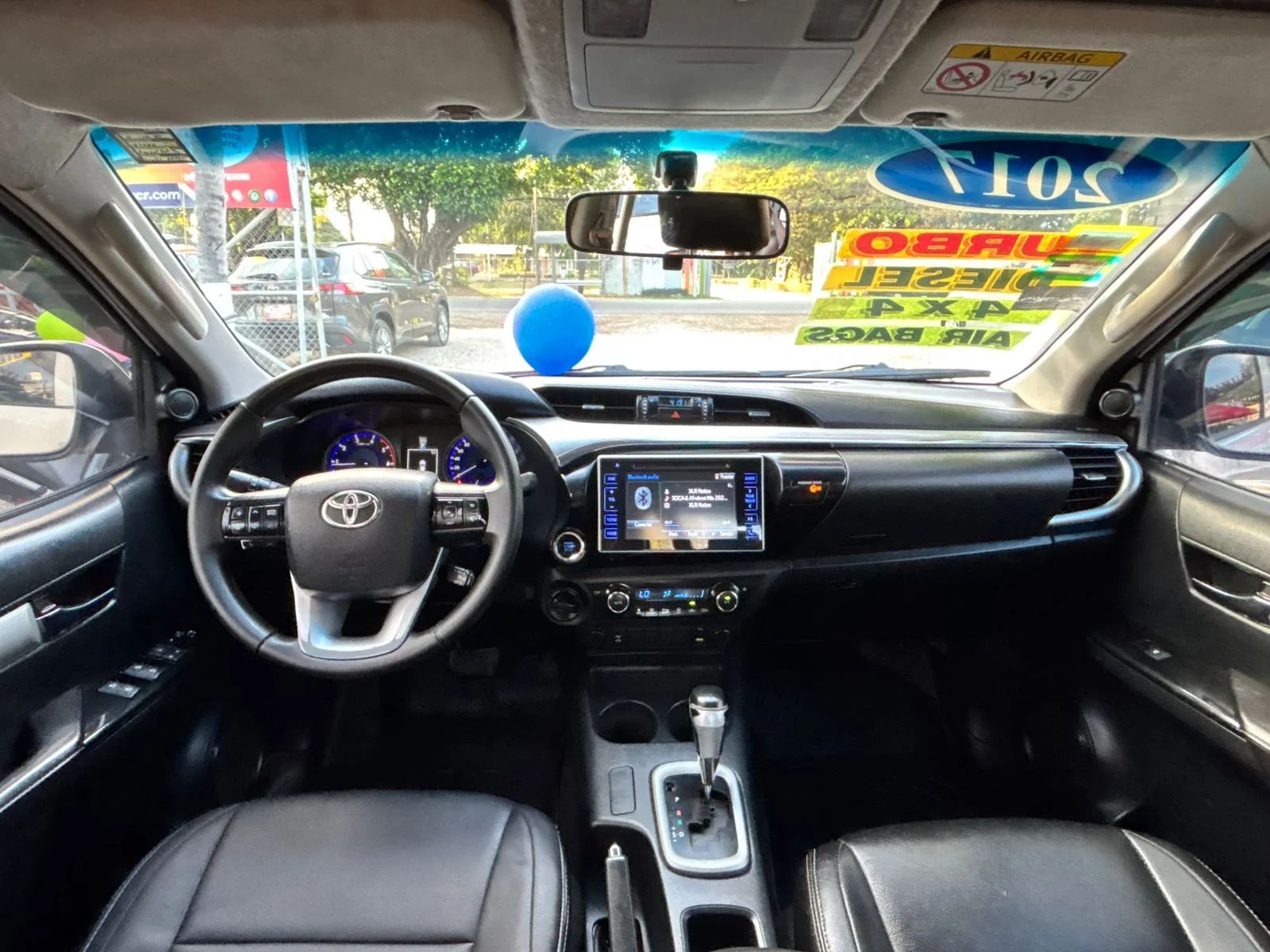 Toyota Hilux SRV - Image 6