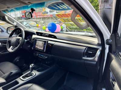 Toyota Hilux SRV - Image 7