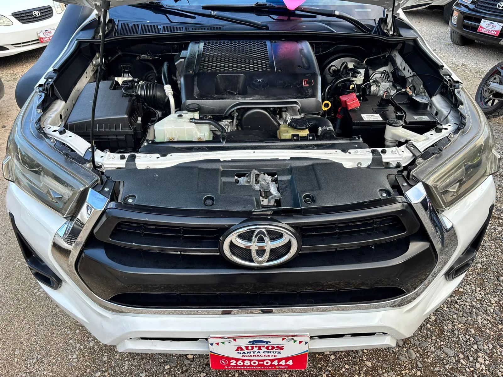 Toyota Hilux SRV - Image 8