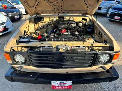 Toyota Land Cruiser FJ60LG - Image 8