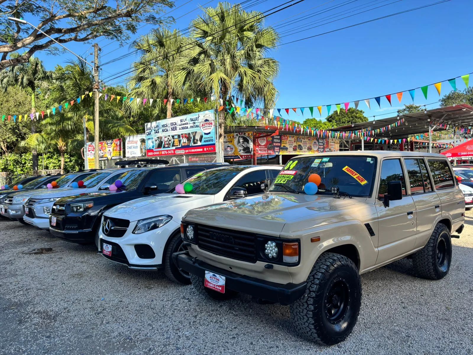 Toyota Land Cruiser FJ60LG - Image 10