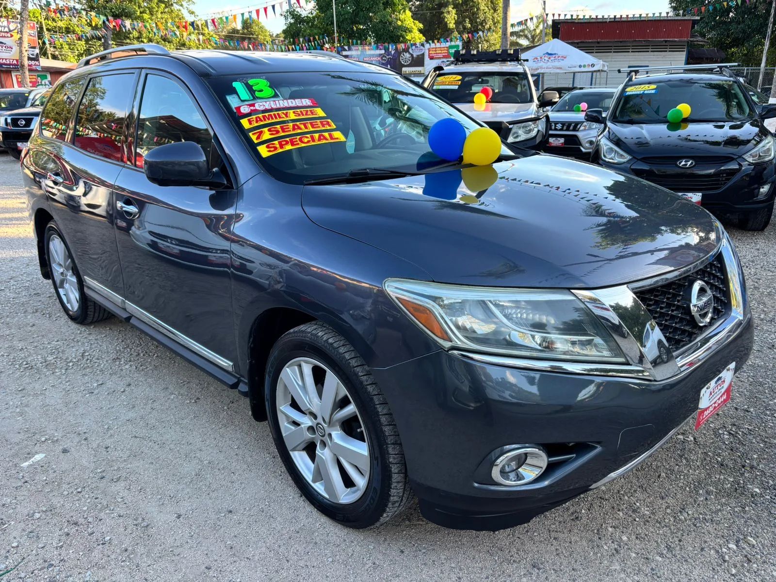 Nissan Pathfinder Platinum - Image 4