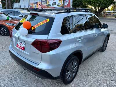 Suzuki Vitara GL Plus All Grip - Image 2
