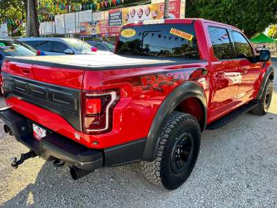 Ford F-150 Raptor - Image 9