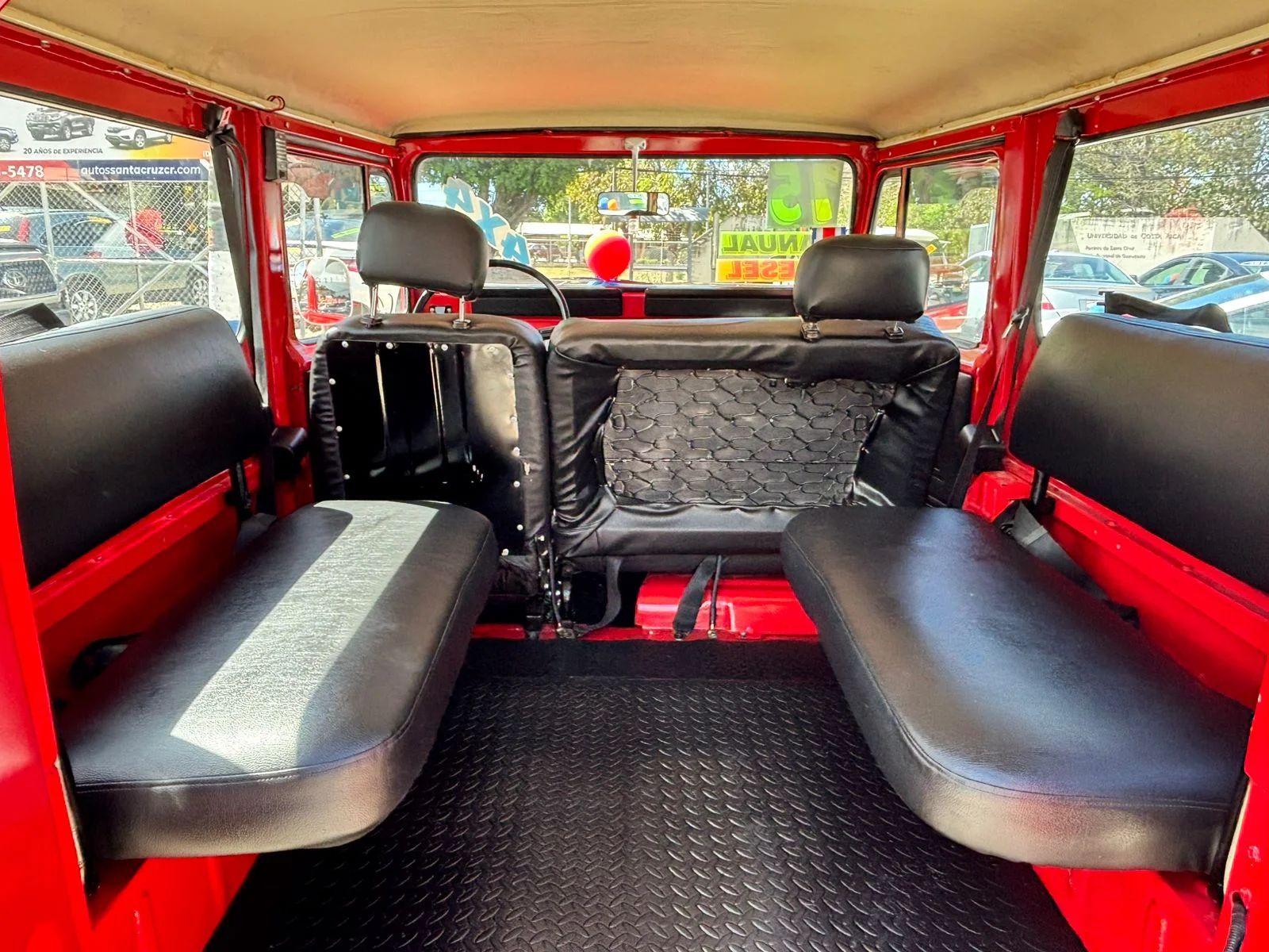 Toyota Land Cruiser - Image 7