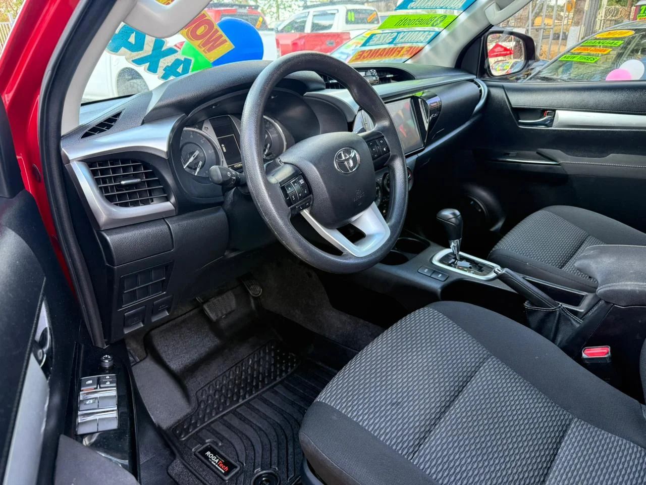 Toyota Hilux - Image 5