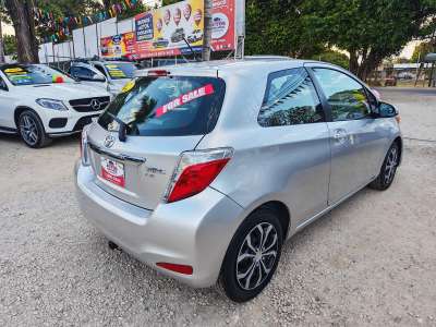 Toyota Yaris LE - Image 2