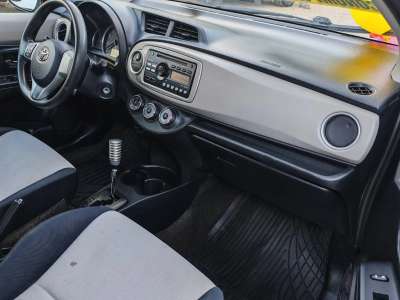 Toyota Yaris LE - Image 7