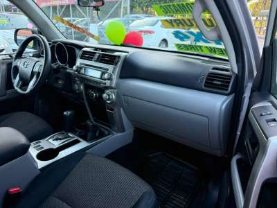 Toyota 4Runner - Image 7