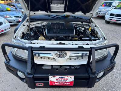 Toyota Hilux SRV - Image 8