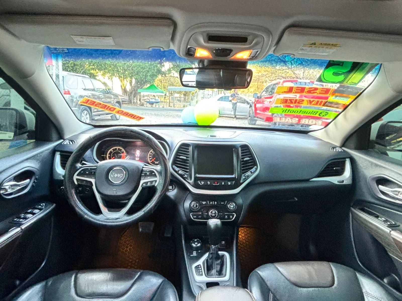 Jeep Cherokee Sport - Image 6