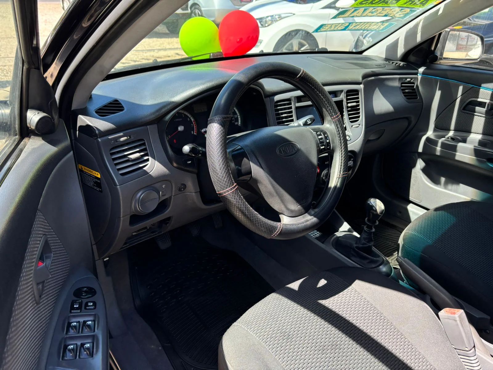 KIA RIO LX - Image 5