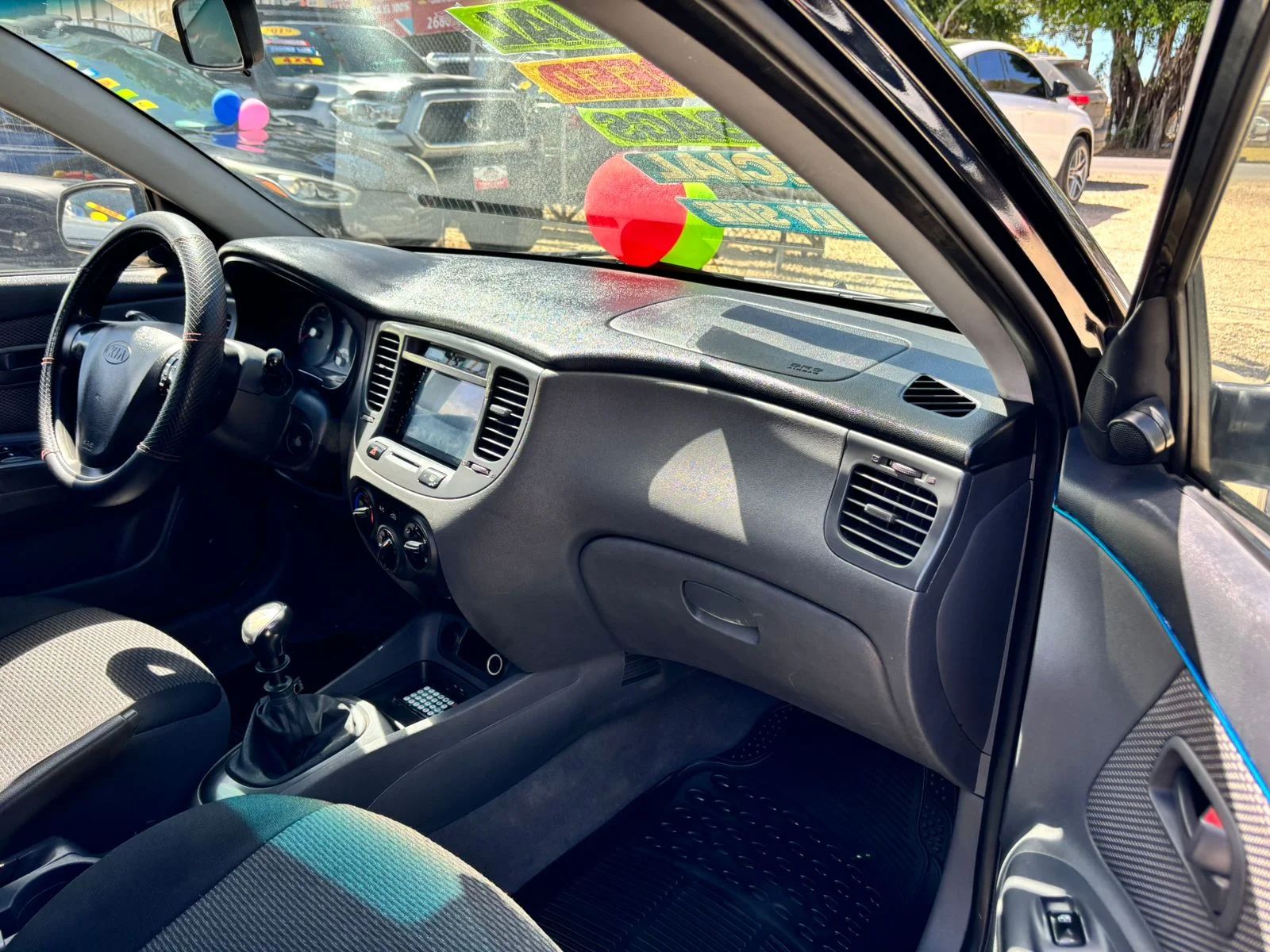 KIA RIO LX - Image 7