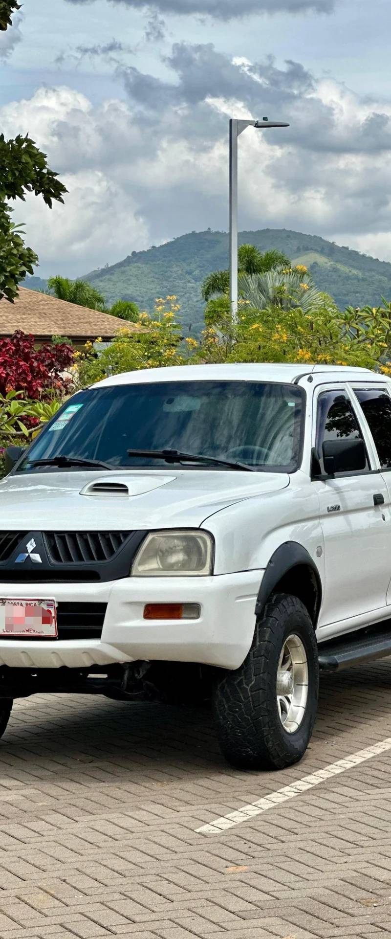 2006 Mitsubishi L200
