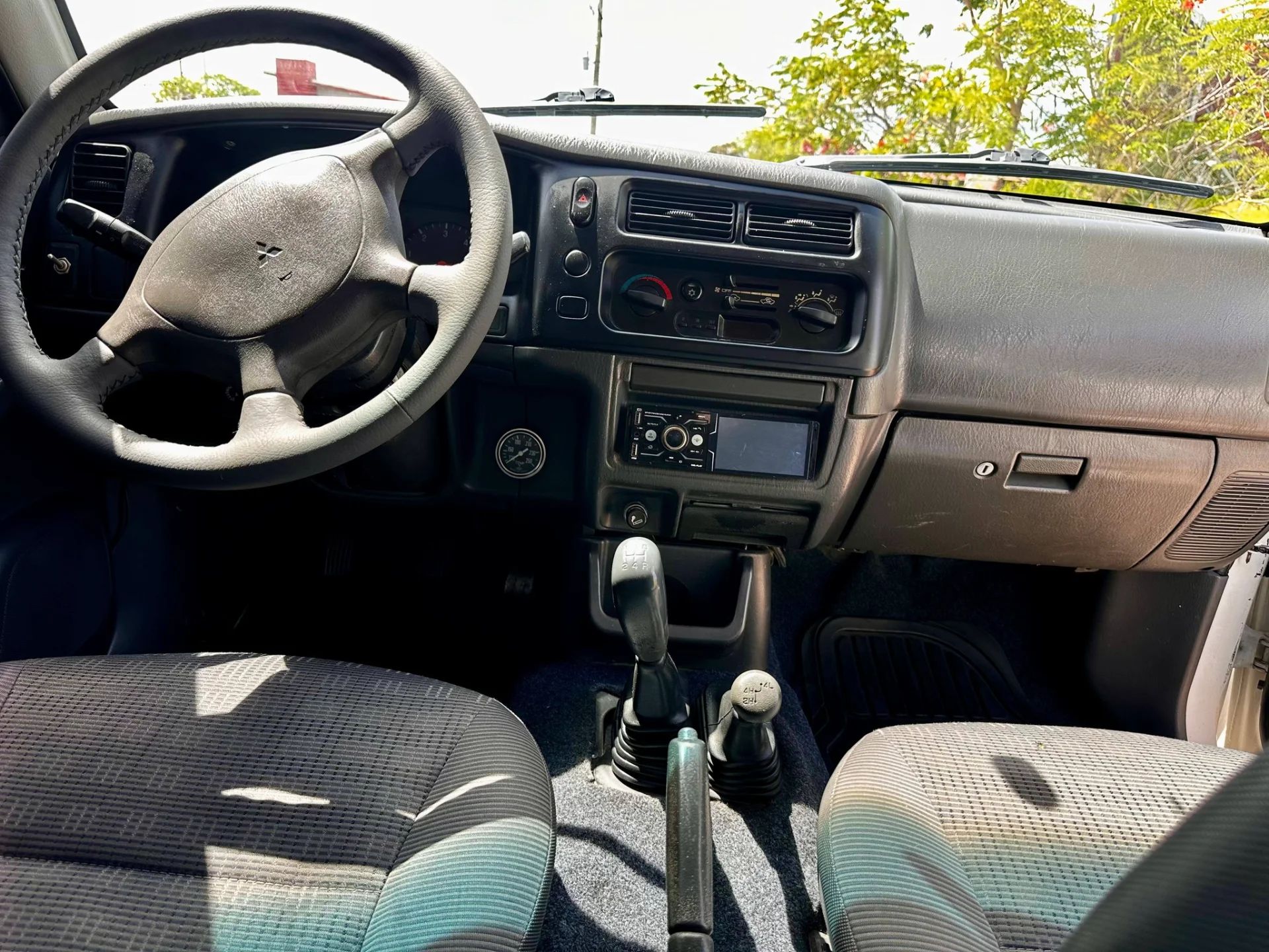 Mitsubishi L200 - Image 5