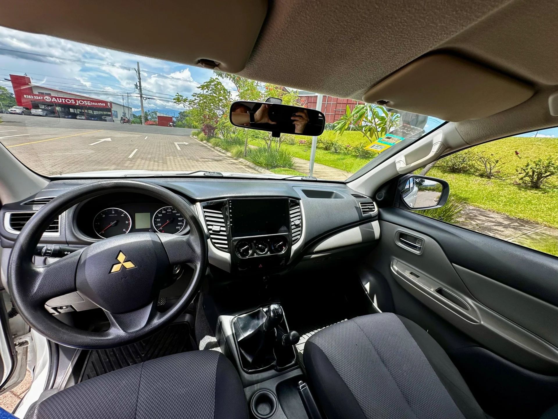 Mitsubishi L200 Sportero - Image 4