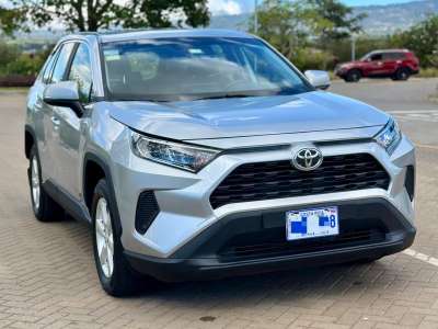 Toyota RAV4 - Image 1