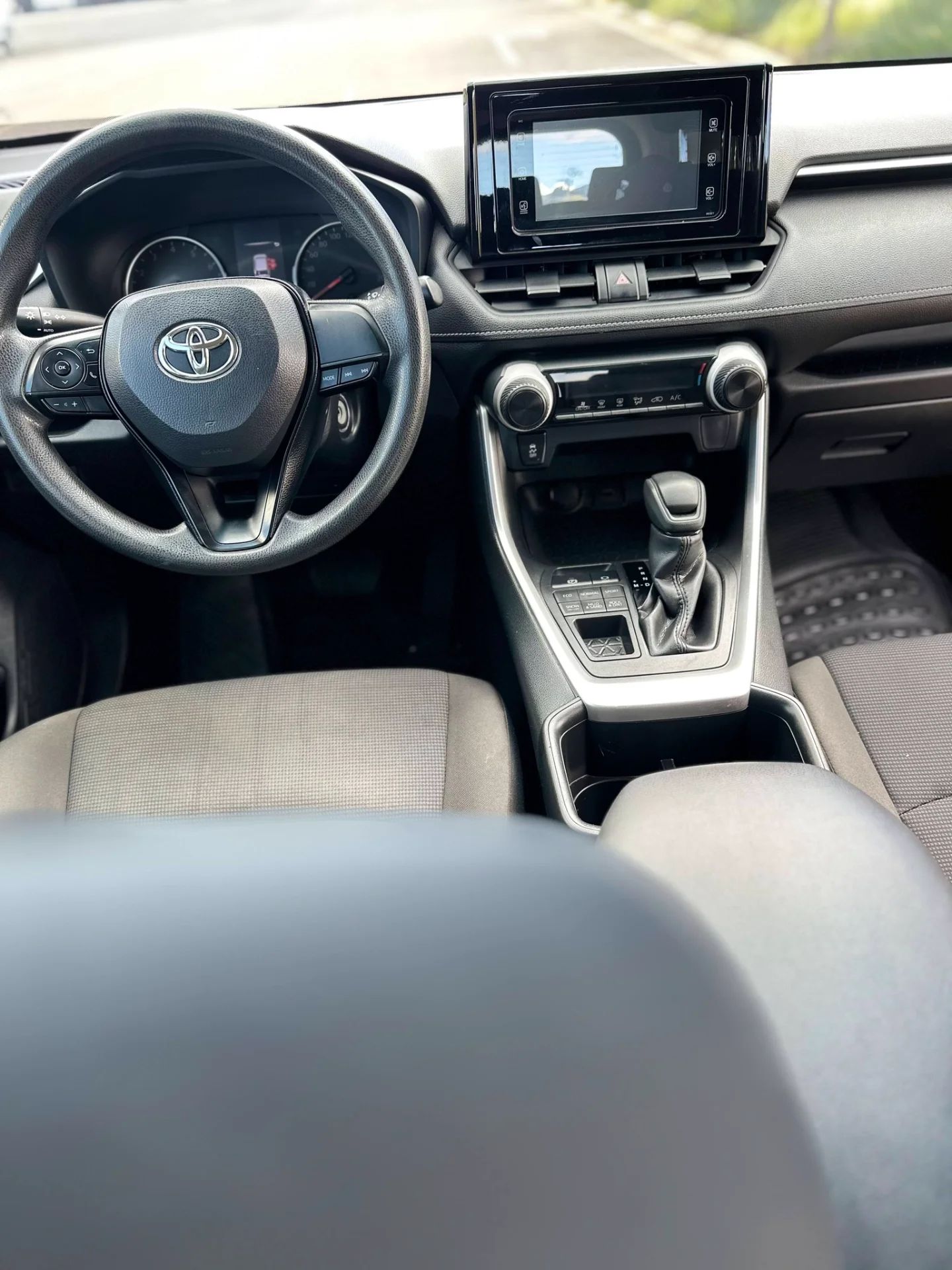 Toyota RAV4 - Image 3