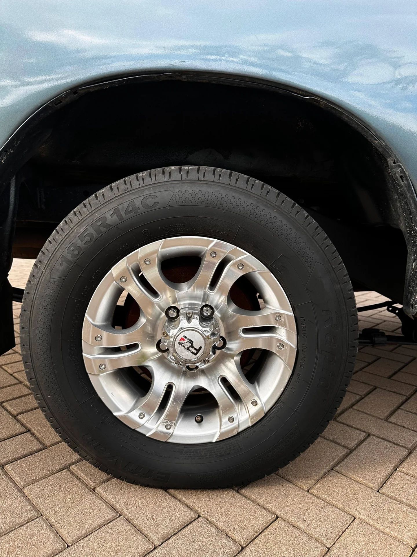 Toyota Tacoma - Image 4