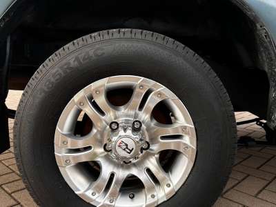 Toyota Tacoma - Image 4