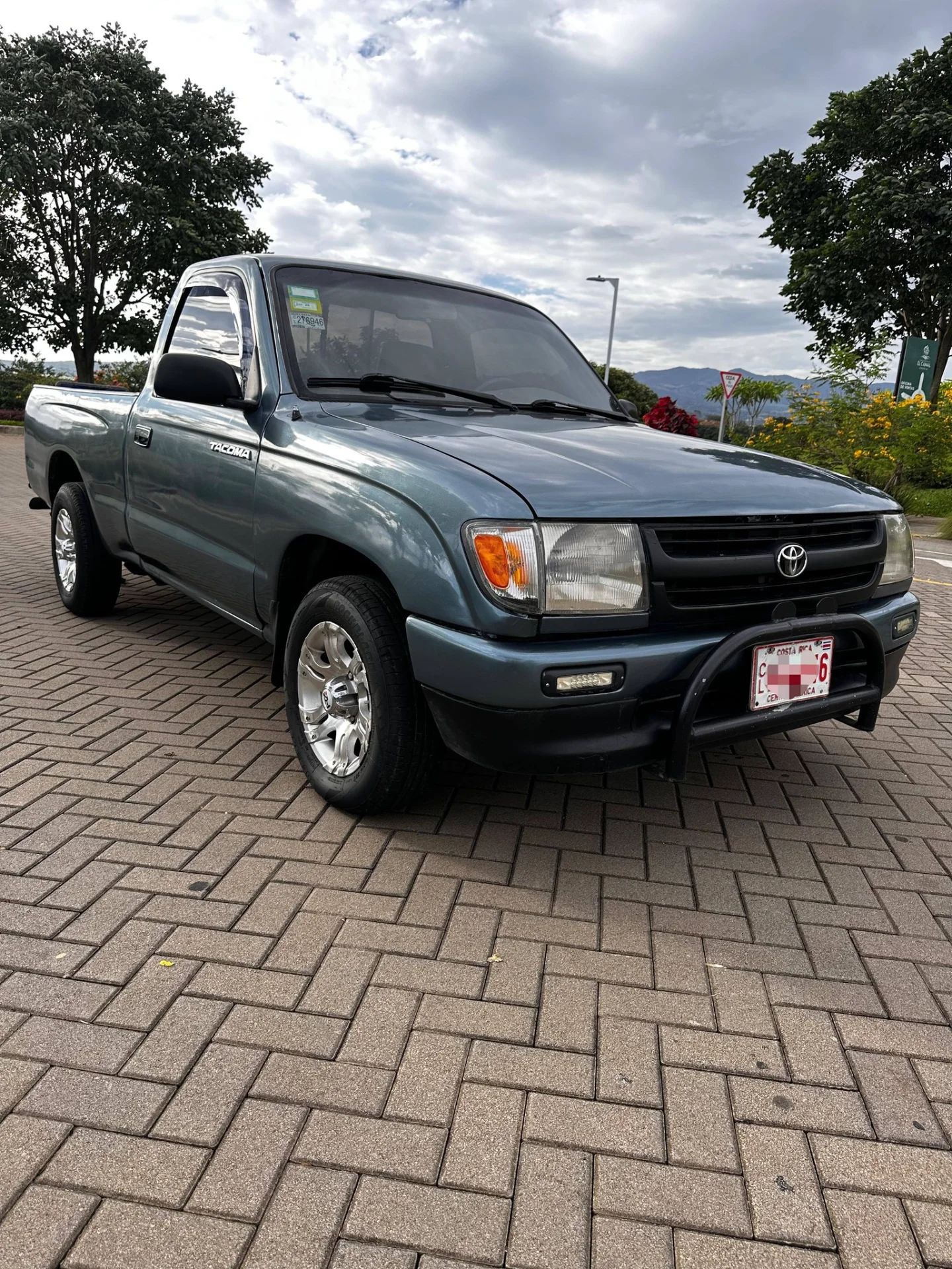 Toyota Tacoma - Image 5