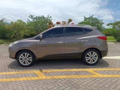 Hyundai Tucson - Image 1